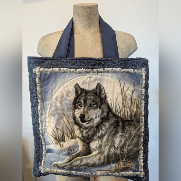 Handmade Quilted Wolf Shoulder Tote Bag blue Cotton, New - Picture 9 of 9